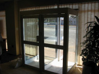iMAT Double Security Booth installation photo