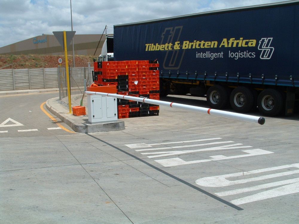iMAT Automatic Vehicle Barrier (24V LED Brushless DC) installation photo